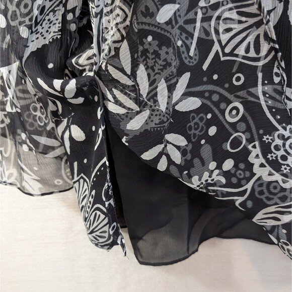 Edward Woman Size 1X 100% Silk Floral Top Flowy Career Bohemian Whimsygoth NEW - Picture 11 of 11